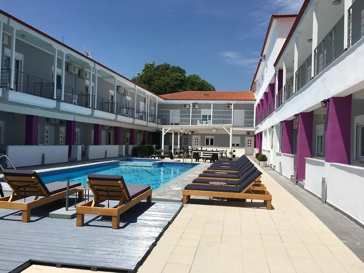 Philoxenia Earia Aparthotel Nea Vrasna