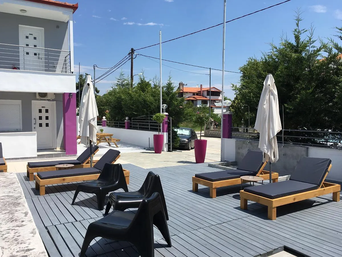 Philoxenia Earia Aparthotel Nea Vrasna